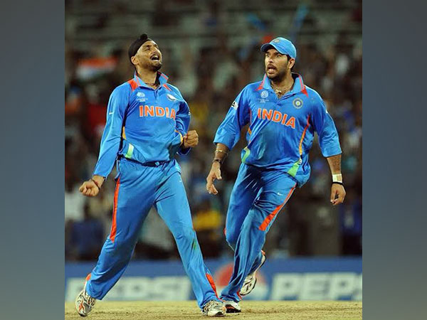Harbhajan Singh and Yuvraj Singh during ICC World Cup 2011 (Image: ICC)