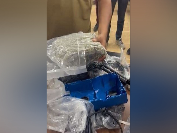 Mumbai customs recovers marijuana (Photo/ANI)