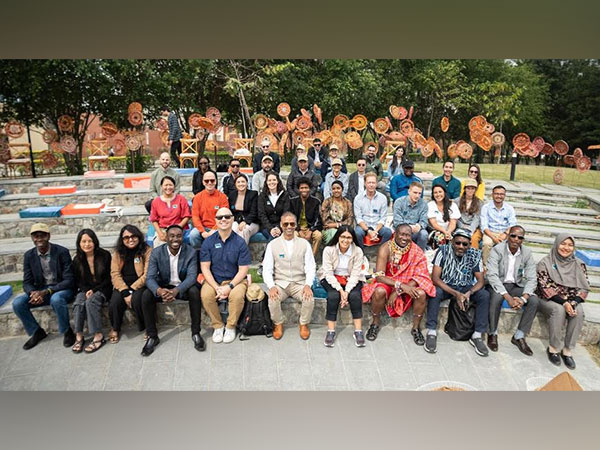 Roshni Nadar Malhotra, Founder & Trustee of The Habitats Trust with Rushikesh Chavan, Head of The Habitats Trust, and the delegates