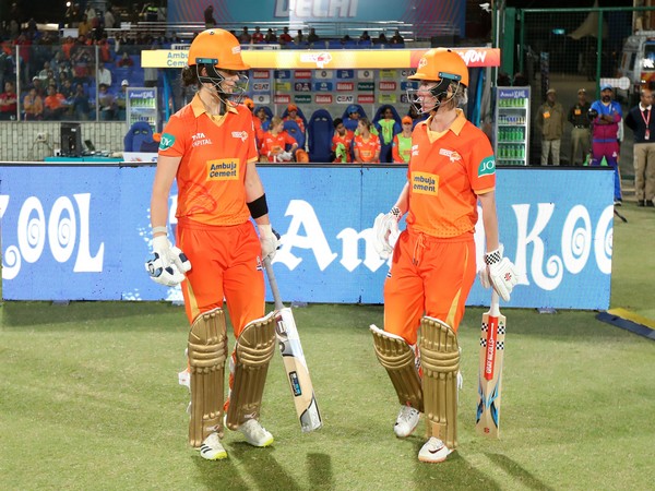 Laura Wolvaardt and Beth Mooney (Photo: WPL/ X)