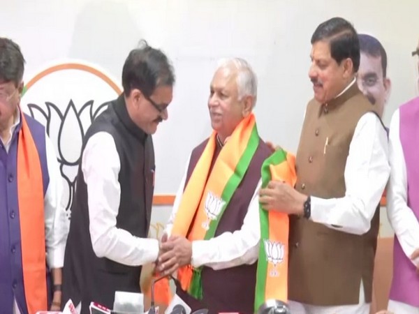 Former Congress leader Suresh Pachouri joins BJP. (ANI/Photo)