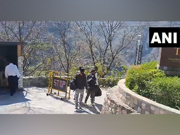 Six Himachal Pradesh Congress Rebel MLAs arrive in Rishikesh hotel (Photo/ANI) 