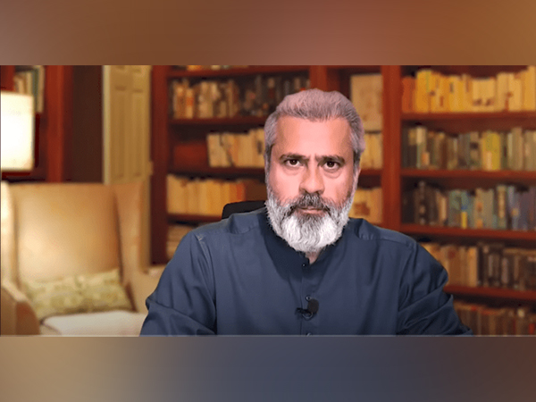 Pakistani journalist Imran Riaz Khan (Photo source/ Youtube video screengrab)