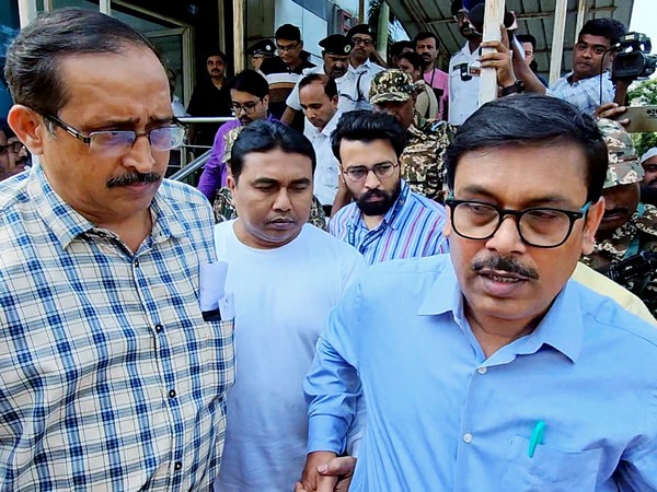 A file picture of Shahjahan Sheikh escorted by CBI officials after a medical examination (ANI/File Photo) 