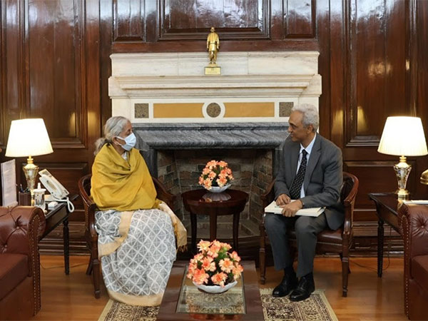 Union Minister of Finance, Nirmala Sitharaman presented with two valuable books from Sivasubramanian Ramann, CMD, SIDBI