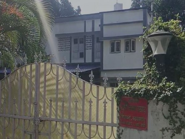 ED searches Jharkhand Congress MLA Amba Prasad (Image: ANI)