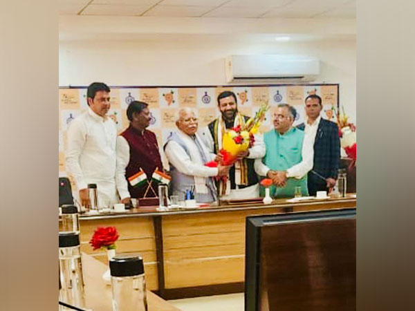 BJP leader Manohar Lal Khattar with