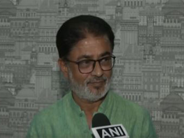 Congress leader Lalitbhai Vasoya (Photo/ANI)