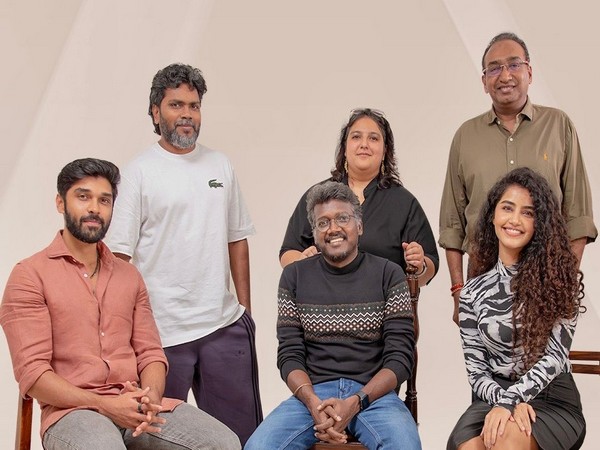 Mari Selvaraj and Chiyan Vikram’s son Dhruv (Image spurce: X)