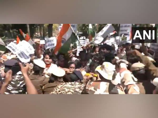 Refugees from Pakistan, Afghanistan protest against Congress, INDIA bloc over CAA remarks (Photo/ANI)