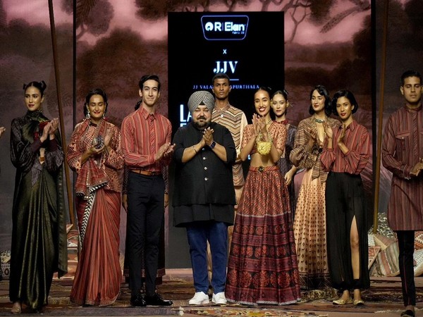  R|Elan, JJ Valaya collection at  Lakme Fashion Week 