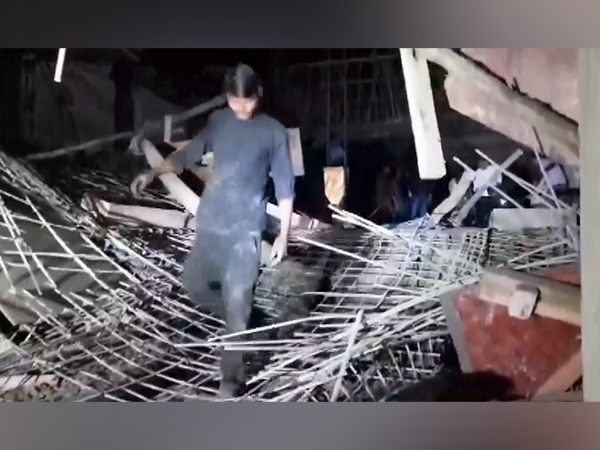  Roof of under-construction resort collapses in Bahraich (Photo/ANI) 