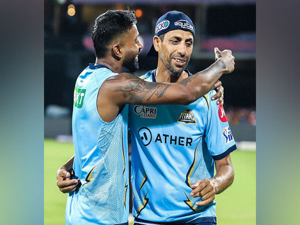 Gujarat Titans captain Hardik Pandya and coach Ashish Nehra (Photo: X Gujarat Titans)