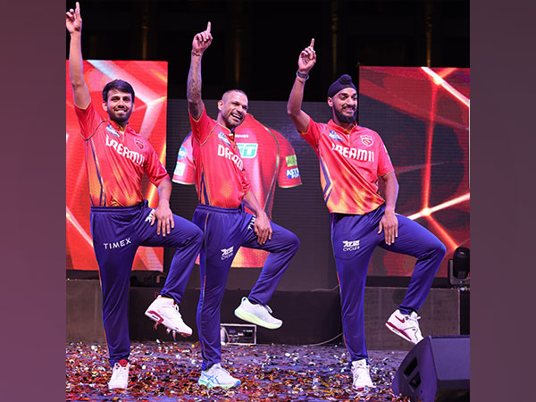 Jitesh Sharma (left), Shikhar Dhawan (center), Arshdeep Singh (left) (Photo: Punjab Kings) 