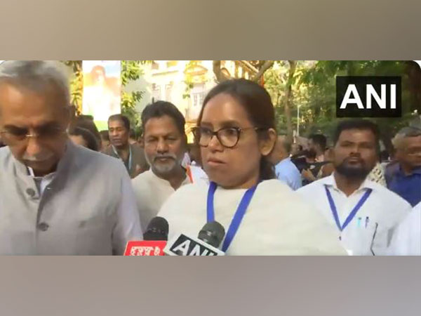 Congress leader Varsha Gaikwad (Photo/ANI)