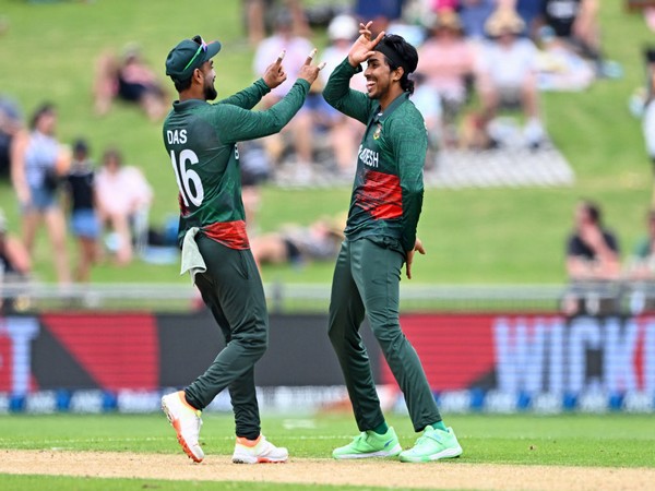 Litton Das and Tanzim Hasan Sakib. (Picture: ICC)