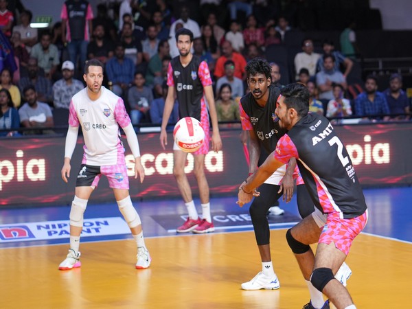 Delhi and Mumbai in action. (Photo- PVL)
