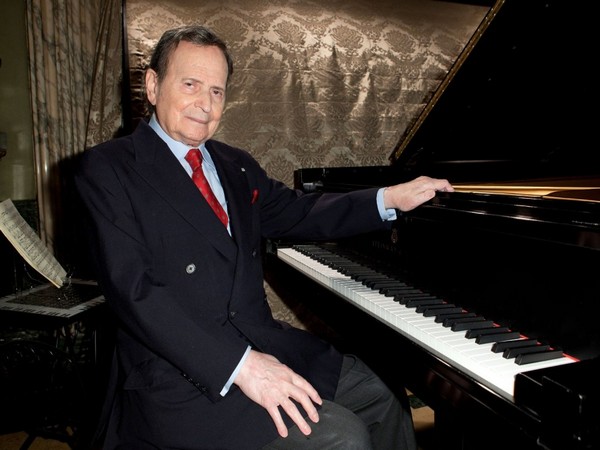 Veteran pianist Byron Janis (Image source: X)