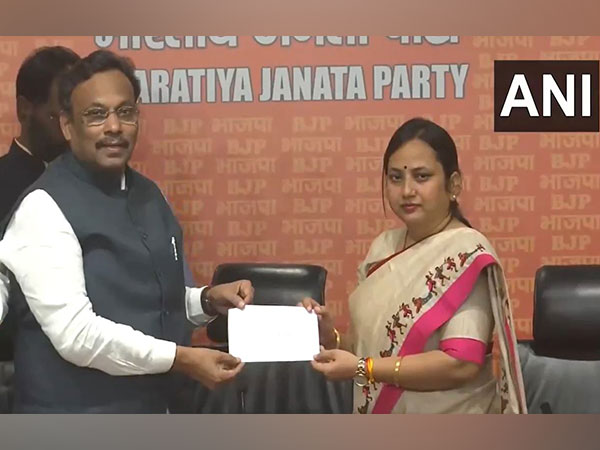 BSP MP Sangeeta Azad joins BJP (Image/ANI)
