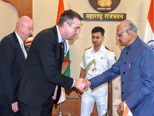 Consul General of Belarus in Mumbai, Aliaksandra Matsukou with Maharashtra Governor Ramesh Bais (Image credit: Government of Maharashtra) 