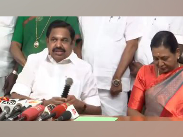 AIADMK general secretary Edappadi K Palaniswami and DMDK general secretary Premalatha Vijayakanth (Photo/ANI) 