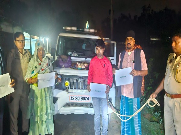 Arrested accused with the police (Photo/ANI)