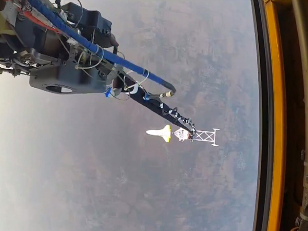 IAF's Chinook helicopter drops 'Pushpak'. (Photo/IAF)