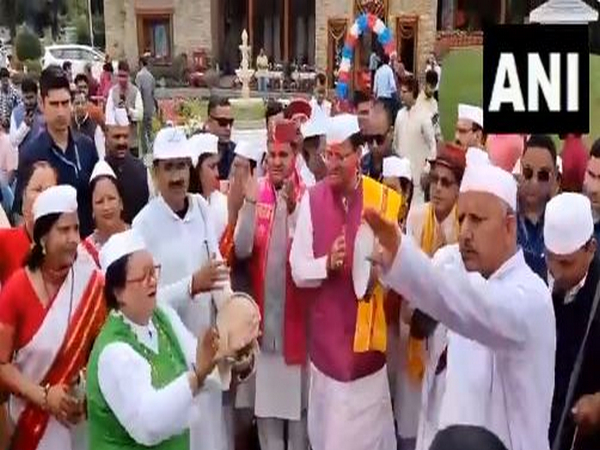 CM Dhami celebrates Holi (Photo/ANI)