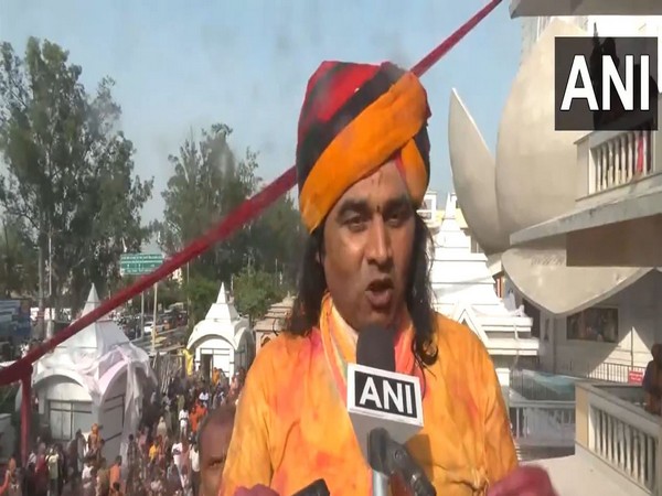 Spiritual Preacher Devkinandan Thakur (Image/ANI)