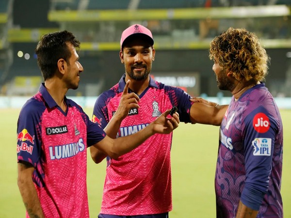 Rajasthan Royals bowler Sandeep Sharma (In centre) with Lasith Malinga and Yuzvendra Chahal (Image: IPL)