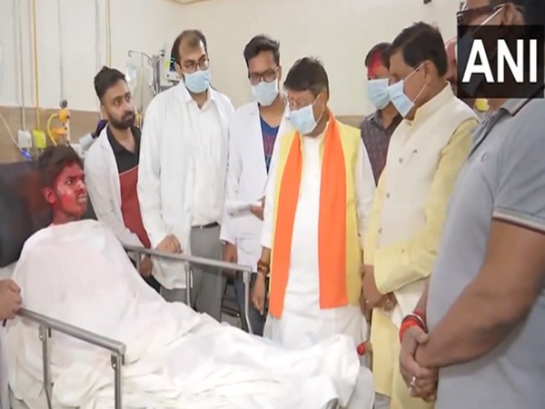 CM Mohan Yadav, state minister Kailash Vijayvargiya meet injured undergoing treatment in Indore (Photo/ANI)