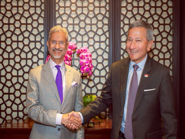 External Affairs Minister S Jaishankar, Singapore's Minister for Foreign Affairs Vivian Balakrishnan (Image Credit: X/@DrSJaishankar)