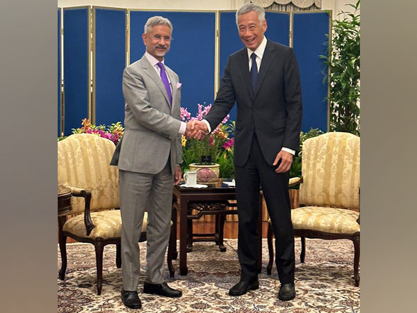 EAM S Jaishankar, Singapore PM Lee Hsien Loong (Photo/X @DrSJaishankar)