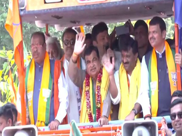 Nitin Gadkari holds roadshow in Nagpur before filing his nomination (Photo/ANI)
