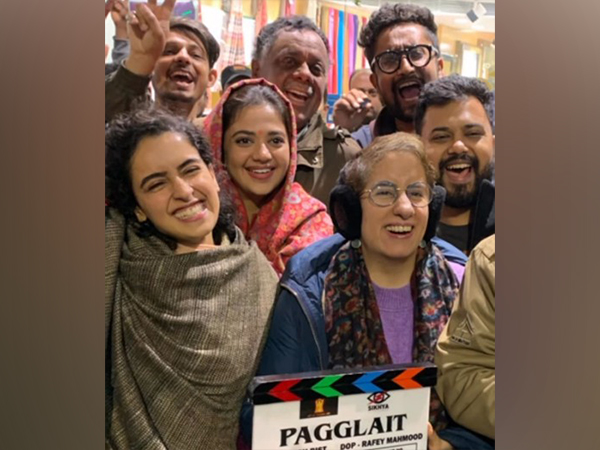 Sanya Malhotra with Pagglait team (Image Source: Instagram)