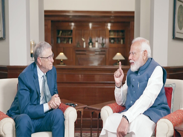 Microsoft Co-Founder Bill Gates with Prime Minister Narendra Modi (Photo/ANI)