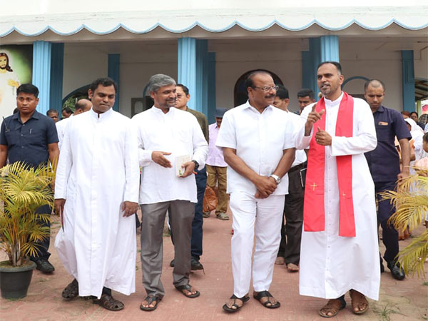 Tripura Governor Indrasena Reddy Nallu attendes Mariumnagar Church on Good Friday (Photo/x/@TripuraGovernor)