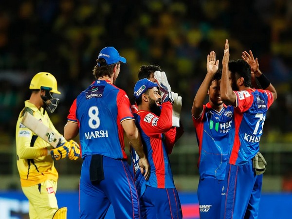 DC players celebrating CSK wicket (Photo: IPL)