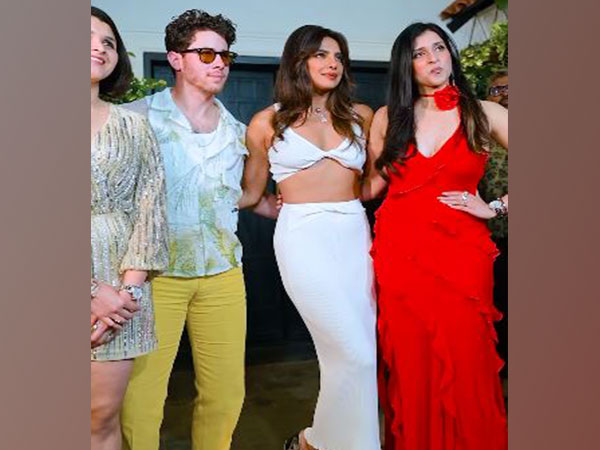 Mannara Chopra with Priyanka Chopra and Nick Jonas (Image source: Instagram)