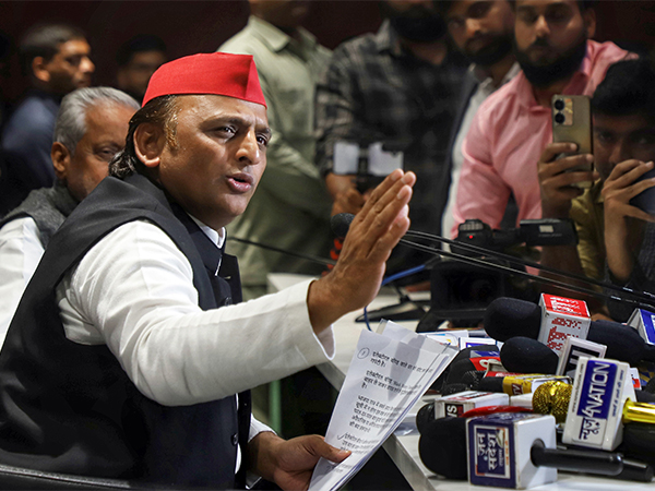 Samajwadi Party Cheif Akhilesh Yadav (File Photo/ANI)