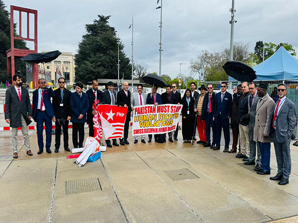 PoK activists stage anti-Pakistan protest outside UN (Photo/ANI)