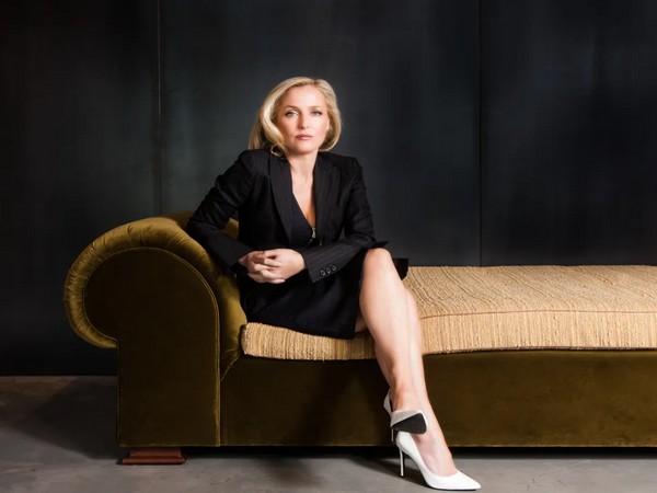 Gillian Anderson (Image source: Instagram)