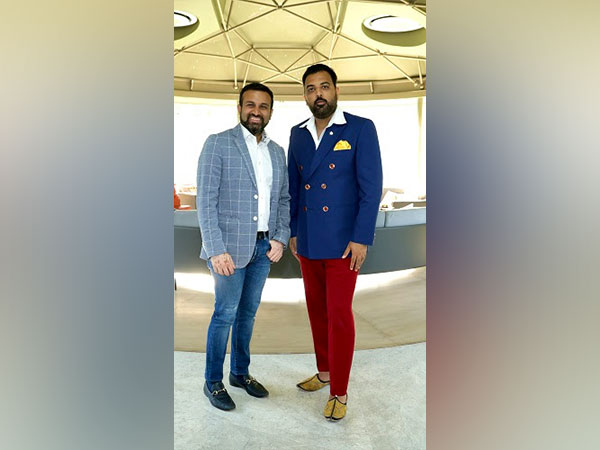 Kulin Lalbhai, Executive Director, Arvind Limited with Dr. Lakshyaraj Singh Mewar of Udaipur