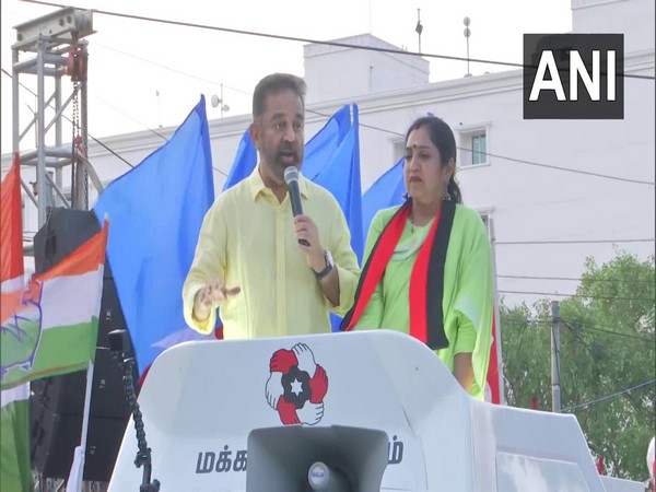 Makkal Needhi Maiam chief Kamal Haasan campaigns for DMK candidate in South Chennai. (Photo/ANI)