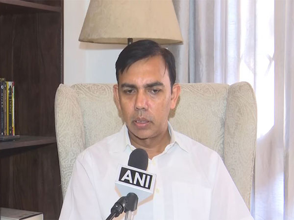 SP leader Ghanshyam Tiwari (Photo/ANI)