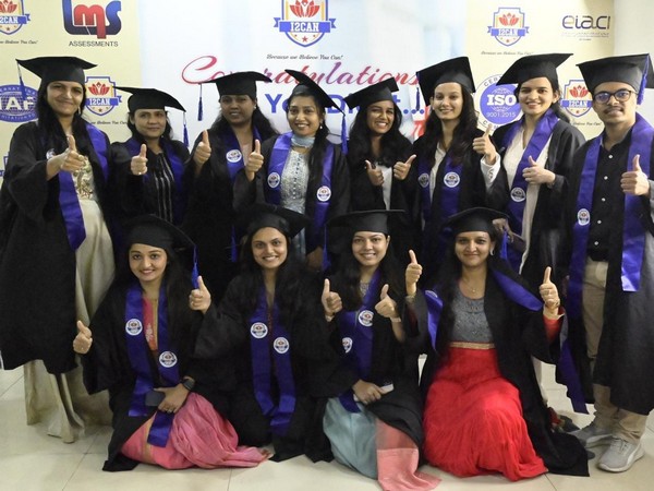 I2CAN offers top-tier expertise in the field of Cosmetology, Trichology, and Aesthetic Medicine, setting global standards