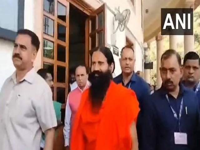 Baba Ramdev arrive at Supreme Court (Photo/ANI)
