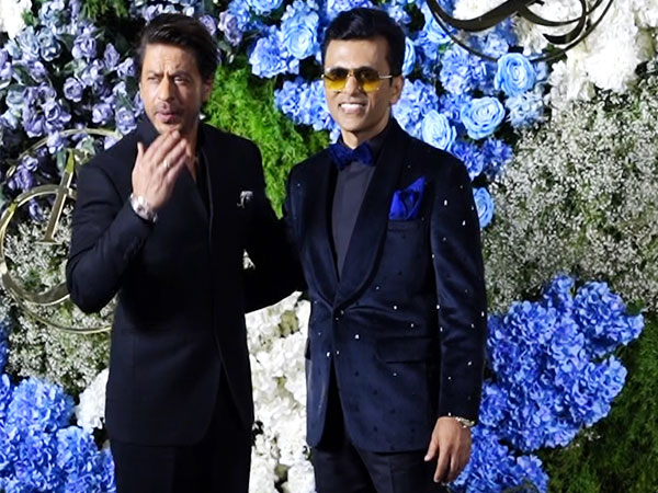 Actor Shah Rukh Khan and producer Anand Pandit (ANI)