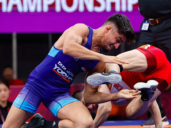 Wrestler Udit in action during Asian Wrestling Championships 2024 (Image: UWW)