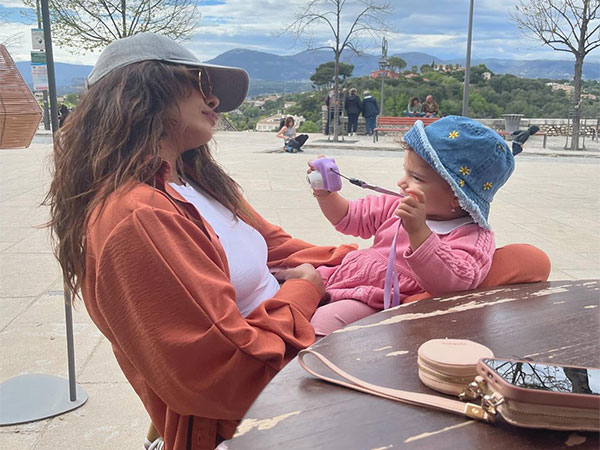 Priyanka Chopra with daughter Maltie Marie (image source: Instagram/priyankachopra)